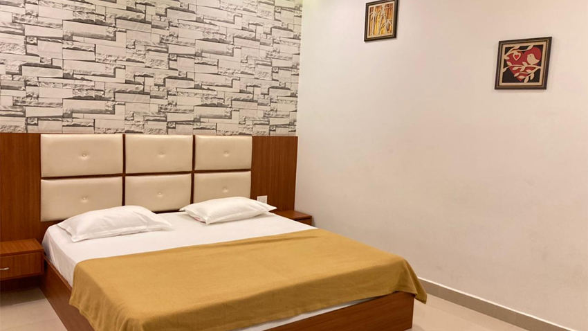 deluxe-room